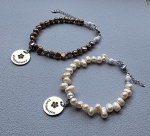 Alzheimer of dementie armband parels met bedel op uw maat gemaakt