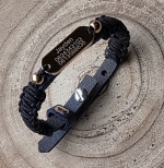 Armband SOS gegraveerd leer met tag