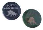 Buttons dinosaurus met naam, 1 stuk 5cm  Buttons dinosaurus met naam, 1 stuk 5cm