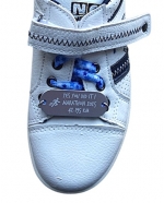 Shoe tag gegraveerd aluminium in zilver of roze  Shoe tag gegraveerd aluminium in zilver of roze