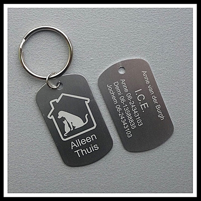 Dogtag alleen thuis 2-zijde gravure