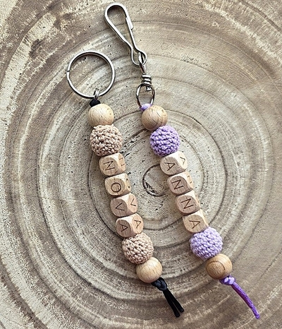 Sleutelhanger met naam houten kralen